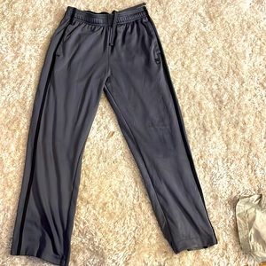 Boys medium 10/12 Fila sweatpants